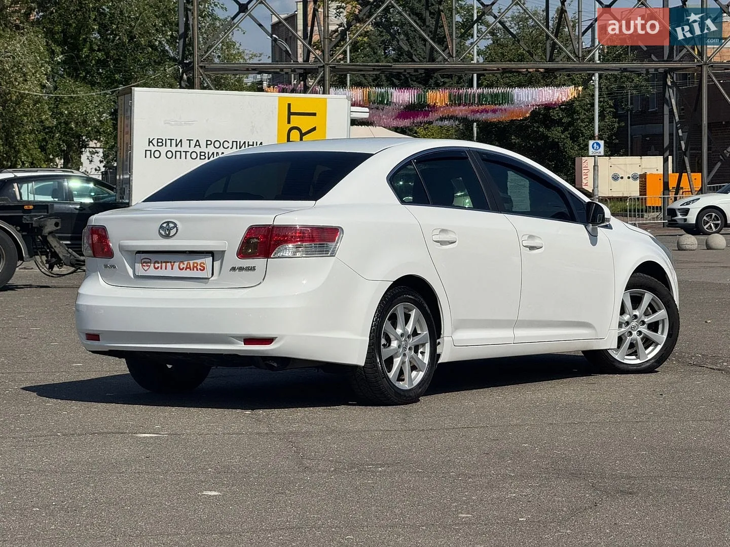 2012 Toyota Avensis - мініатюра 16