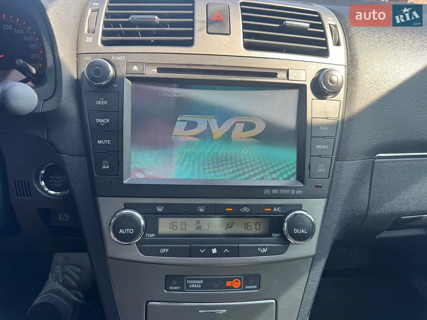 2012 Toyota Avensis - мініатюра 33