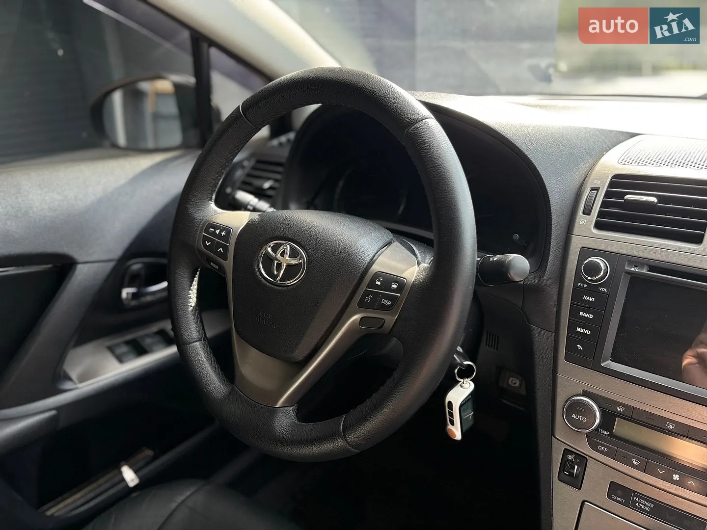 2011 Toyota Avensis - мініатюра 30