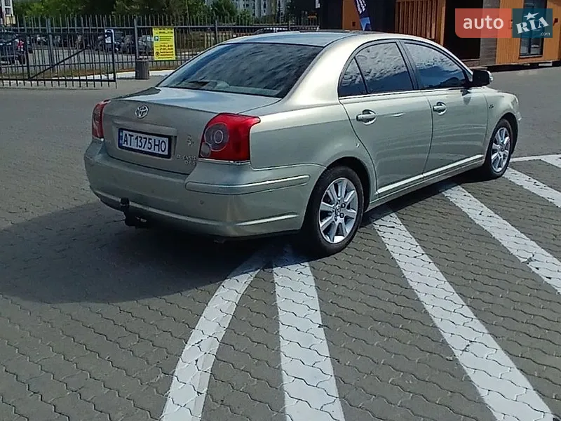 Toyota Avensis