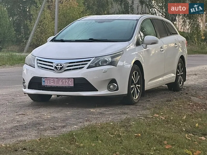 Toyota Avensis 2013