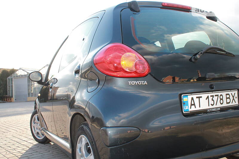 Хетчбек Toyota Aygo 2007 в Дрогобичі