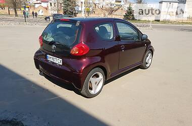 Хетчбек Toyota Aygo 2007 в 