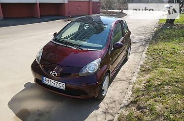 Хетчбек Toyota Aygo 2007 в 