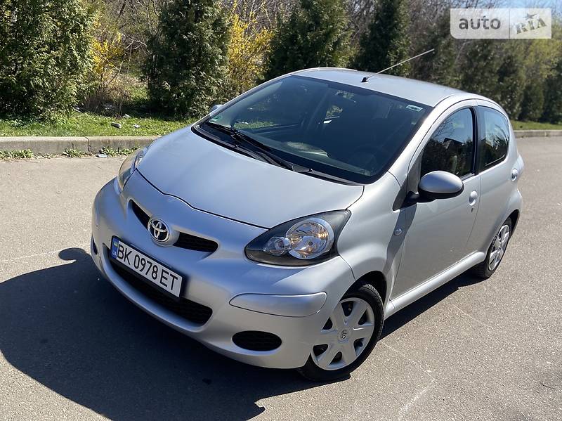 Хетчбек Toyota Aygo 2008 в Рівному