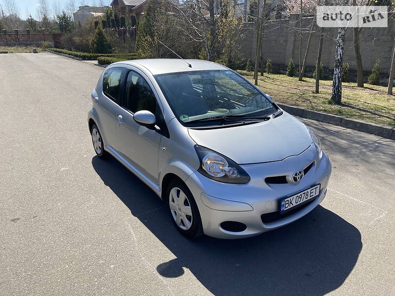 Хетчбек Toyota Aygo 2008 в Рівному