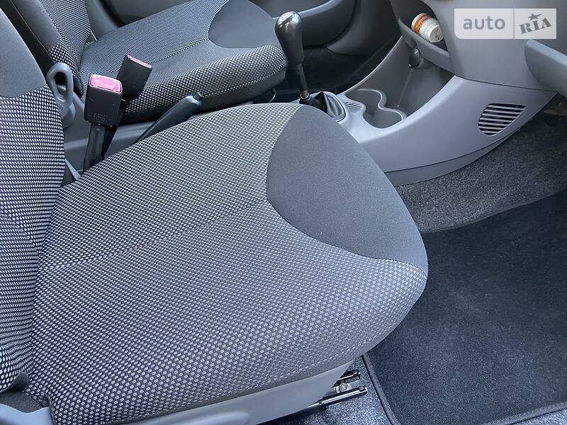 Хетчбек Toyota Aygo 2008 в Рівному