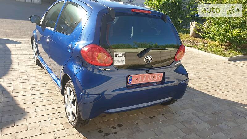Хетчбек Toyota Aygo 2008 в Кривому Розі