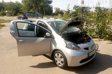 Хэтчбек Toyota Aygo 2008 в Житомире