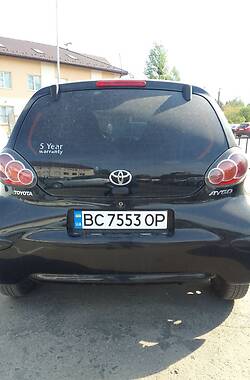 Хэтчбек Toyota Aygo 2012 в Львове