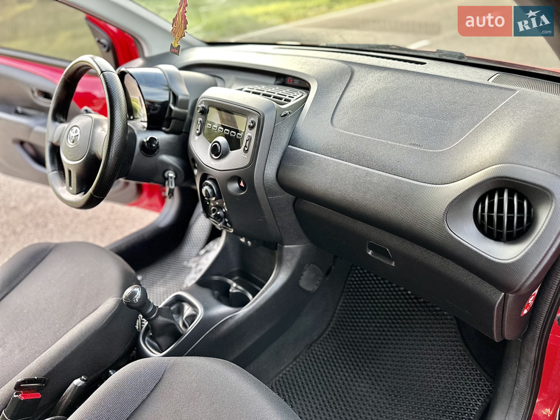 2015 Toyota Aygo - мініатюра 32