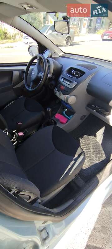 Хетчбек Toyota Aygo 2006 в Збаражі