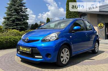 Хетчбек Toyota Aygo 2013 в Львові