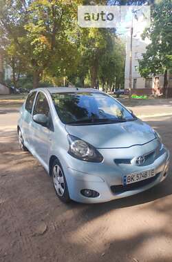 Хетчбек Toyota Aygo 2006 в Харкові