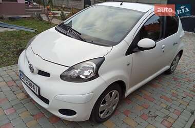 Хэтчбек Toyota Aygo 2011 в Ровно