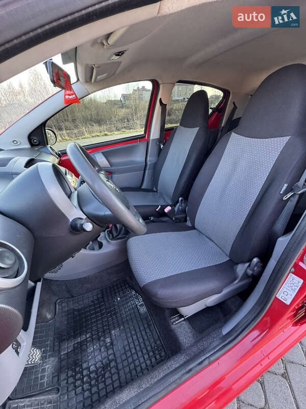 Хэтчбек Toyota Aygo 2007 в Львове