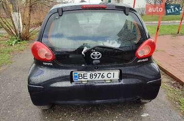 Хэтчбек Toyota Aygo 2007 в 