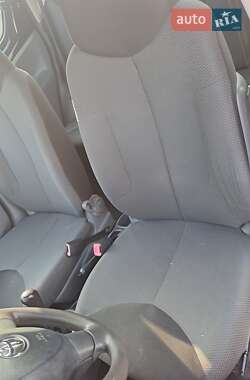 Хэтчбек Toyota Aygo 2008 в 