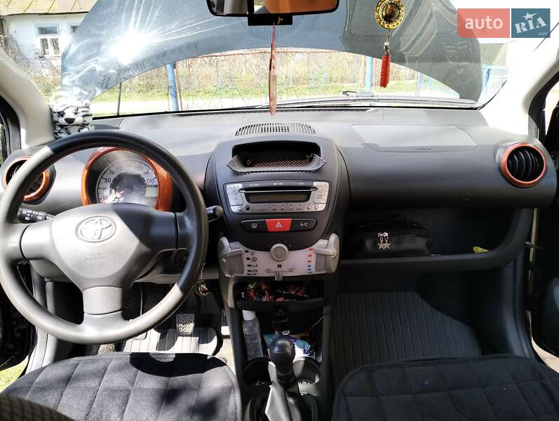 Хетчбек Toyota Aygo 2012 в Тернополі