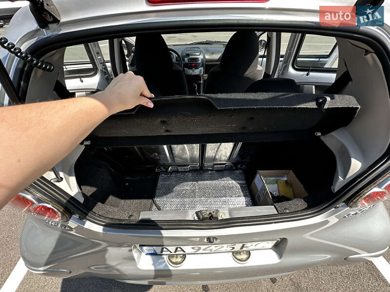 Хетчбек Toyota Aygo 2014 в Києві