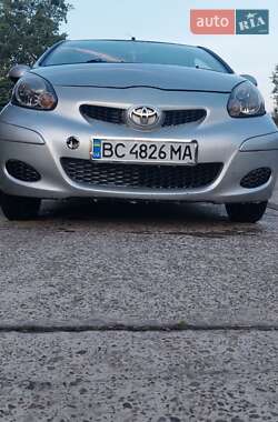 Хетчбек Toyota Aygo 2010 в 