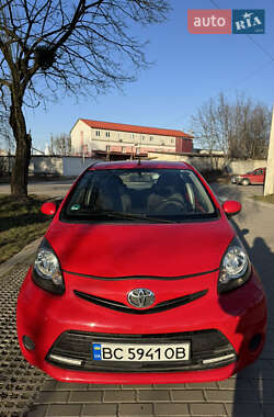 Хэтчбек Toyota Aygo 2012 в Львове