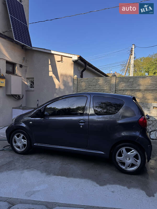 Хэтчбек Toyota Aygo 2007 в Луцке фото 2 Хэтчбек Toyota Aygo 2007 в Луцке