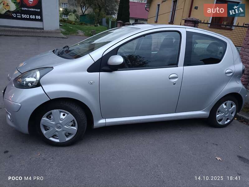 Хетчбек Toyota Aygo 2009 в Дрогобичі