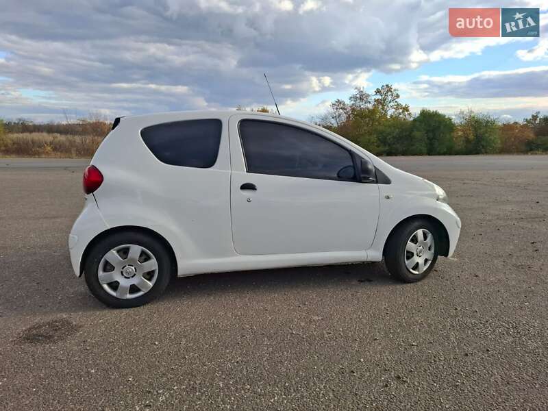 Хэтчбек Toyota Aygo 2008 в Балте фото 5 Хэтчбек Toyota Aygo 2008 в Балте