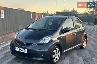 Хетчбек Toyota Aygo 2005 в Львові