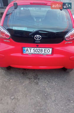 Хетчбек Toyota Aygo 2013 в Івано-Франківську