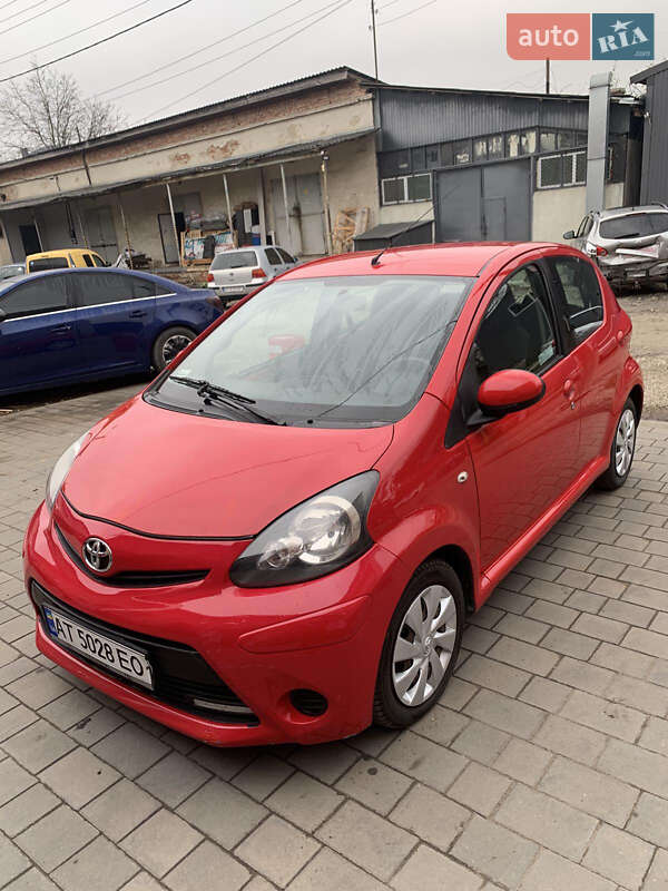 Хэтчбек Toyota Aygo 2013 в Ивано-Франковске фото 31 Хэтчбек Toyota Aygo 2013 в Ивано-Франковске