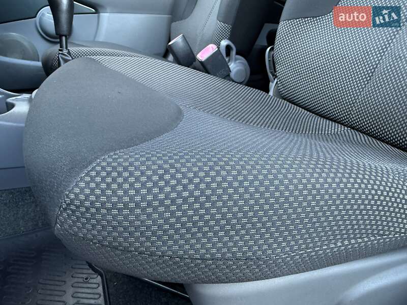 Хетчбек Toyota Aygo 2009 в Рівному