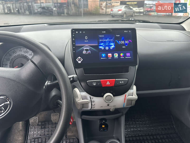 Хэтчбек Toyota Aygo 2005 в Лубнах