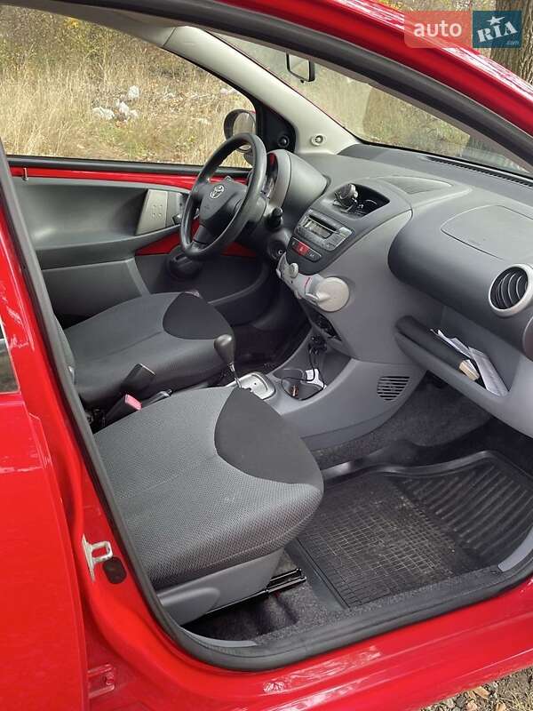 Хетчбек Toyota Aygo 2006 в Запоріжжі