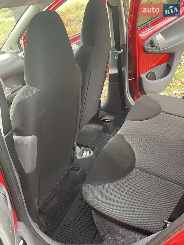 Хетчбек Toyota Aygo 2006 в Запоріжжі