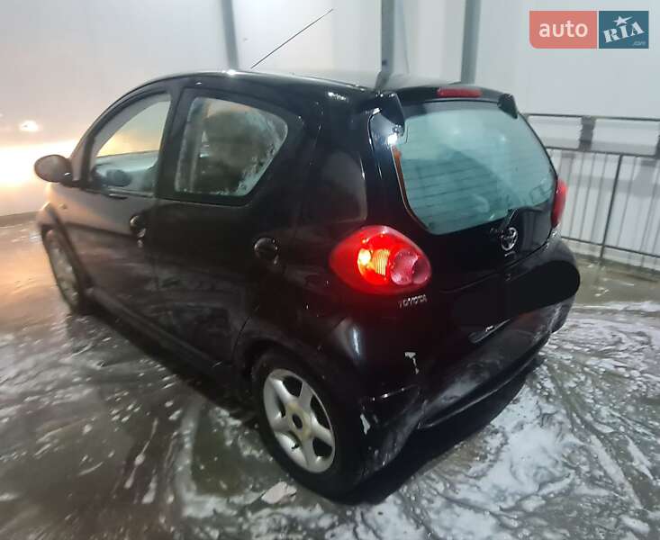 Хетчбек Toyota Aygo 2007 в Косові фото 3 Хетчбек Toyota Aygo 2007 в Косові