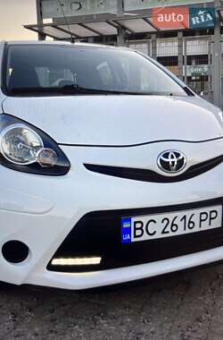 Хэтчбек Toyota Aygo 2012 в Киеве