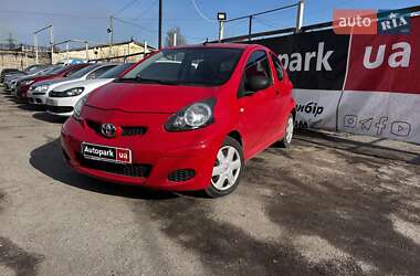 Хэтчбек Toyota Aygo 2009 в Запорожье