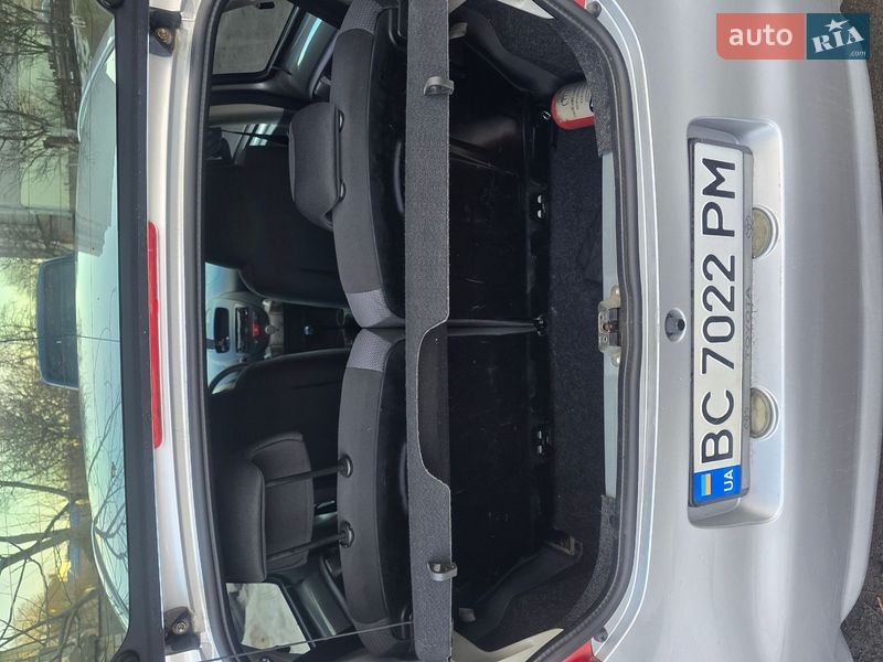 Хэтчбек Toyota Aygo 2007 в Золочеве