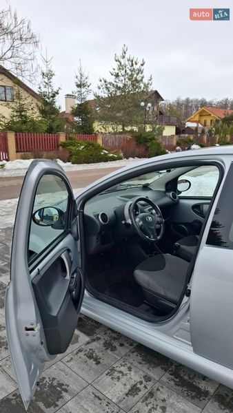 Хэтчбек Toyota Aygo 2014 в Киеве