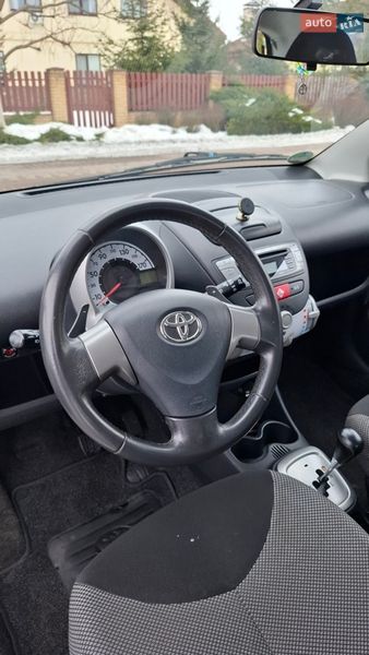 Хэтчбек Toyota Aygo 2014 в Киеве