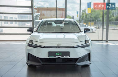 Седан Toyota bZ3 2023 в Дніпрі