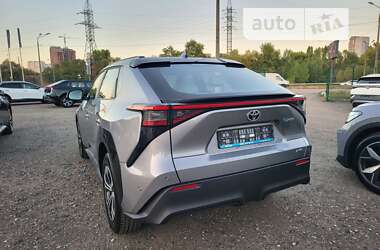 Внедорожник / Кроссовер Toyota bZ4X 2023 в 