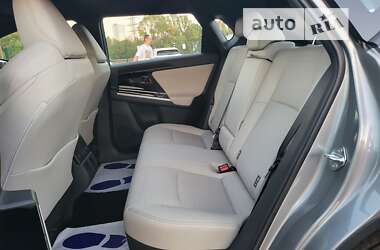 Внедорожник / Кроссовер Toyota bZ4X 2023 в 