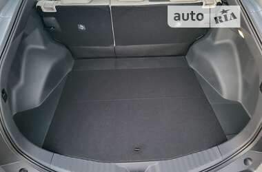 Внедорожник / Кроссовер Toyota bZ4X 2023 в 