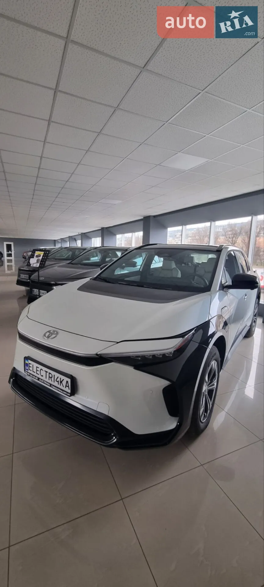 2023 Toyota bZ4X - фото 1
