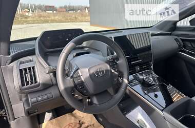 Внедорожник / Кроссовер Toyota bZ4X 2023 в Луцке