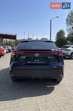 Внедорожник / Кроссовер Toyota bZ4X 2022 в 