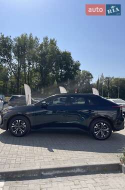 Внедорожник / Кроссовер Toyota bZ4X 2022 в 